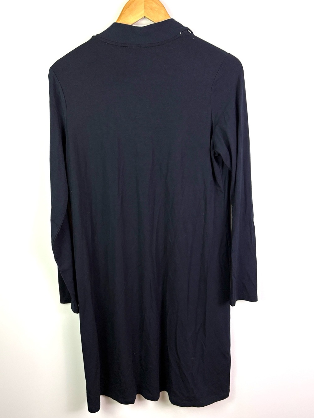 MIIK Navy Tie-Neck Shift Dress with White Trim made in Canada size L - Picture 2 of 6